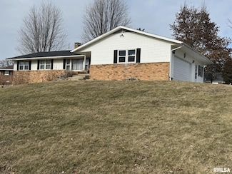 1019 Tonti Rd, Toulon, IL 61483