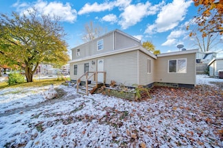 820 Mulberry St, Adrian, MI 49221