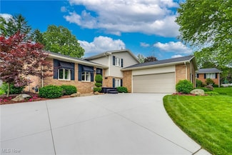 2226 Colonial Pkwy NE, Massillon, OH 44646
