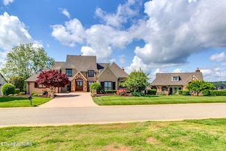 15855 Lighthouse Pointe Dr, Lenoir City, TN 37772