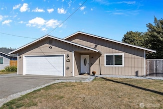 5901 N 37th St, Tacoma, WA 98407