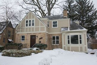 2336 Lawndale Ave, Evanston, IL 60201
