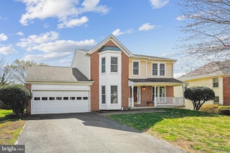 1305 Summerfield Dr, Herndon, VA 20170