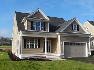 20 Cape Club Rd, Falmouth, MA 02536