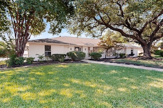 7116 Town Bluff Dr, Dallas, TX 75248