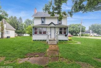 403 2nd Ave, Marengo, IL 60152