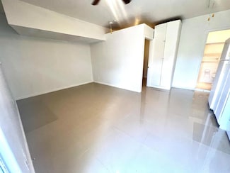 101 Mallard Ct, Royal Palm Beach, FL 33411