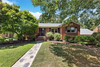 126 Beverly Rd, Ashland, VA 23005
