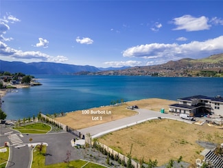 100 Burbot Ln, Chelan, WA 98816