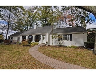 86 Barber Rd, Framingham, MA 01702