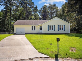 211 Devon Ct, Jacksonville, NC 28546