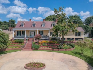 624 Fairground St, Vicksburg, MS 39180