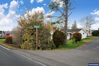92244 Nowlan Dr, Astoria, OR 97103