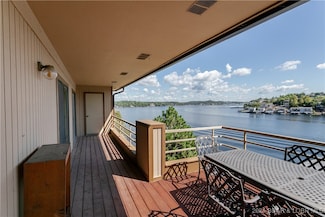 84 Cedar Ct Unit 3A, Lake Ozark, MO 65049