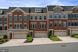 7205 Holywell Ln, Falls Church, VA 22043