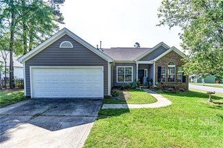 1400 Holkham Ln, Huntersville, NC 28078