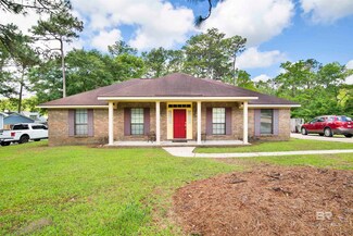 3140 Lloyds Ln, Mobile, AL 36693