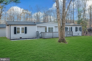 175 Meadows Rd, Fredericksburg, VA 22406