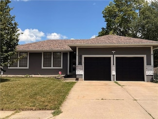 2316 NW Acorn Dr, Blue Springs, MO 64014