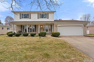 32307 Cambridge Dr, Warren, MI 48093