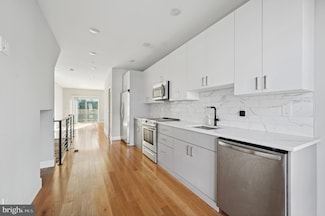 2316 Turner St, Philadelphia, PA 19121