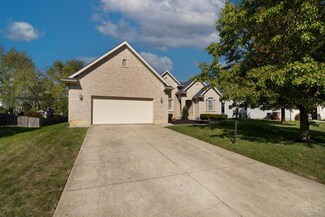 2216 Tourney Trail, Beavercreek, OH 45434