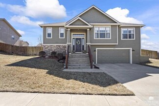 2901 Oakwood Dr, Junction City, KS 66441