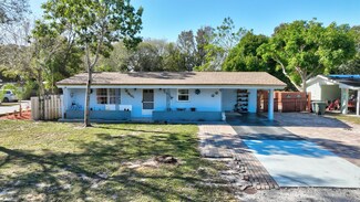 1221 Soltman Ave, Fort Pierce, FL 34950