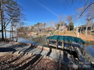 170 Windwood Ln, Troutman, NC 28166