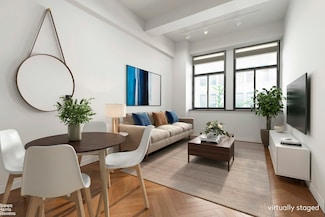 310 E 46th St Unit 4 Q, New York, NY 10017