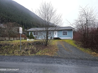 100 Kiksadi Ct, Sitka, AK 99835