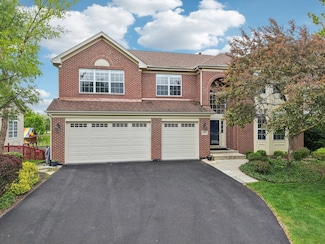 2913 Glenarye Dr, Lindenhurst, IL 60046