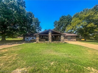 2310 Moody Rd, Barling, AR 72923