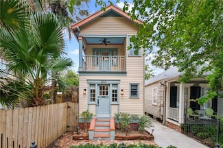 1016 Constantinople St, New Orleans, LA 70115