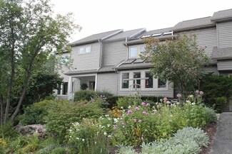 W8904 Deer Run Trail, Cambridge, WI 53523