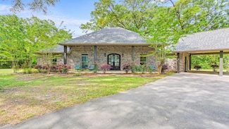 205 Gumpond Beall Rd, Lumberton, MS 39455