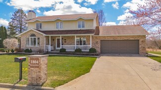 1804 Derron Dr, Pontiac, IL 61764