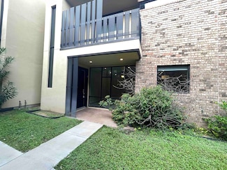 409 Shiloh Dr Unit 8, Laredo, TX 78045