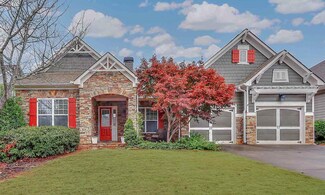1102 Creekwood Cir, Madison, GA 30650