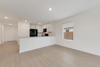 1649 Crested Way, Fort Worth, TX 76140