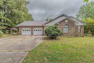 1917 Country Club Rd, Paragould, AR 72450