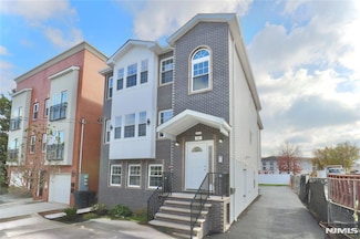 32 Garibaldi Ave Unit 3, Newark, NJ 07114