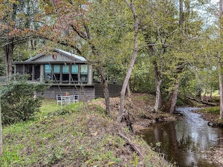 390 Pinebark Ln, Murphy, NC 28906