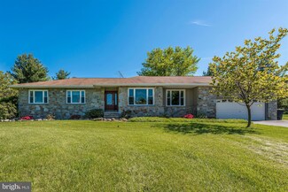 15509 Barnes Rd, New Windsor, MD 21776
