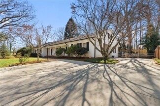 230 Sherwood Forest Rd, Winston Salem, NC 27104