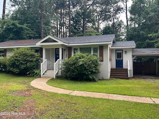 510 W Rhode Island Ave, Southern Pines, NC 28387