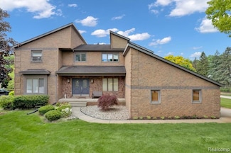 61381 Miriam Dr, Washington, MI 48094