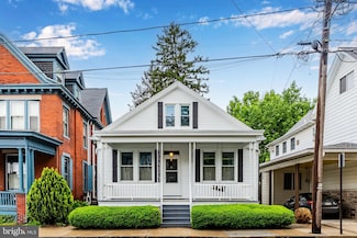 222 W Pomfret St, Carlisle, PA 17013