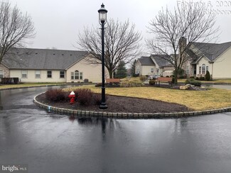 35 Legacy Oaks Dr Unit 43, Richboro, PA 18954