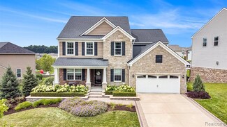 58423 Winnowing Cir N, South Lyon, MI 48178